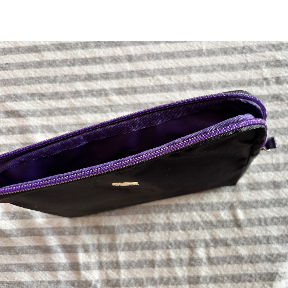 Tumi for Delta Black and Purple Zipper Pouch - Picture 5 of 5